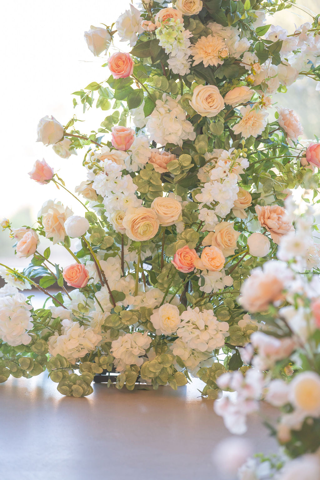 The Alice Floral Pillars